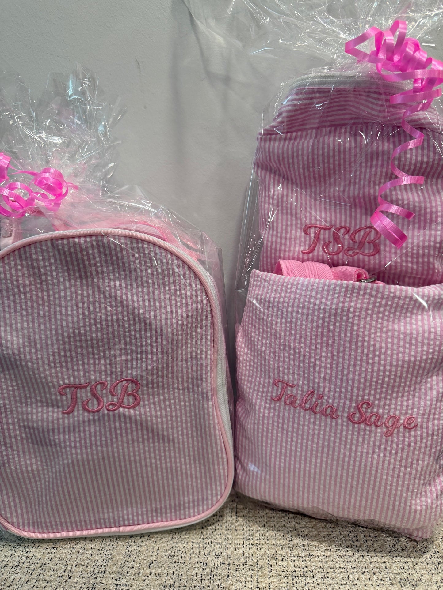 Insulated lunchbox